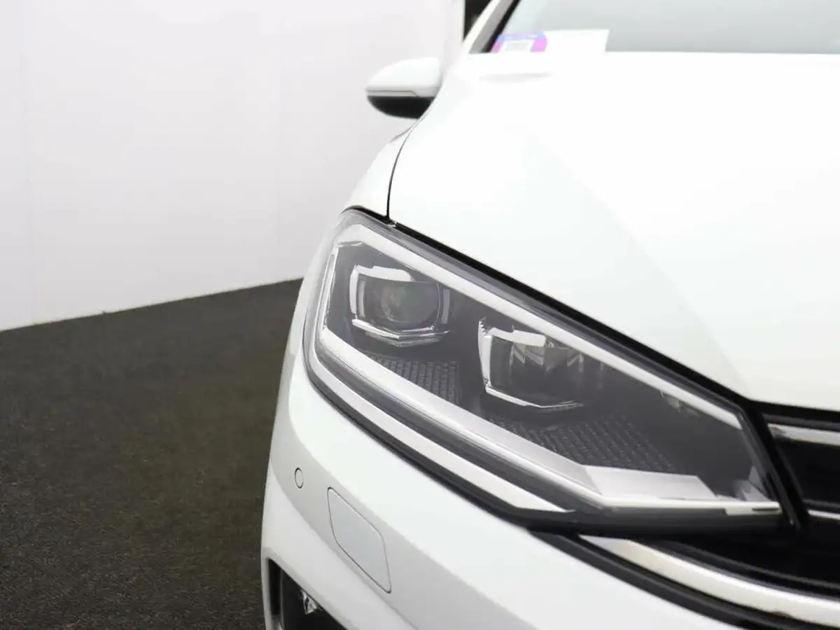 2020-volkswagen-golf-sv-16tdi-match-big-37