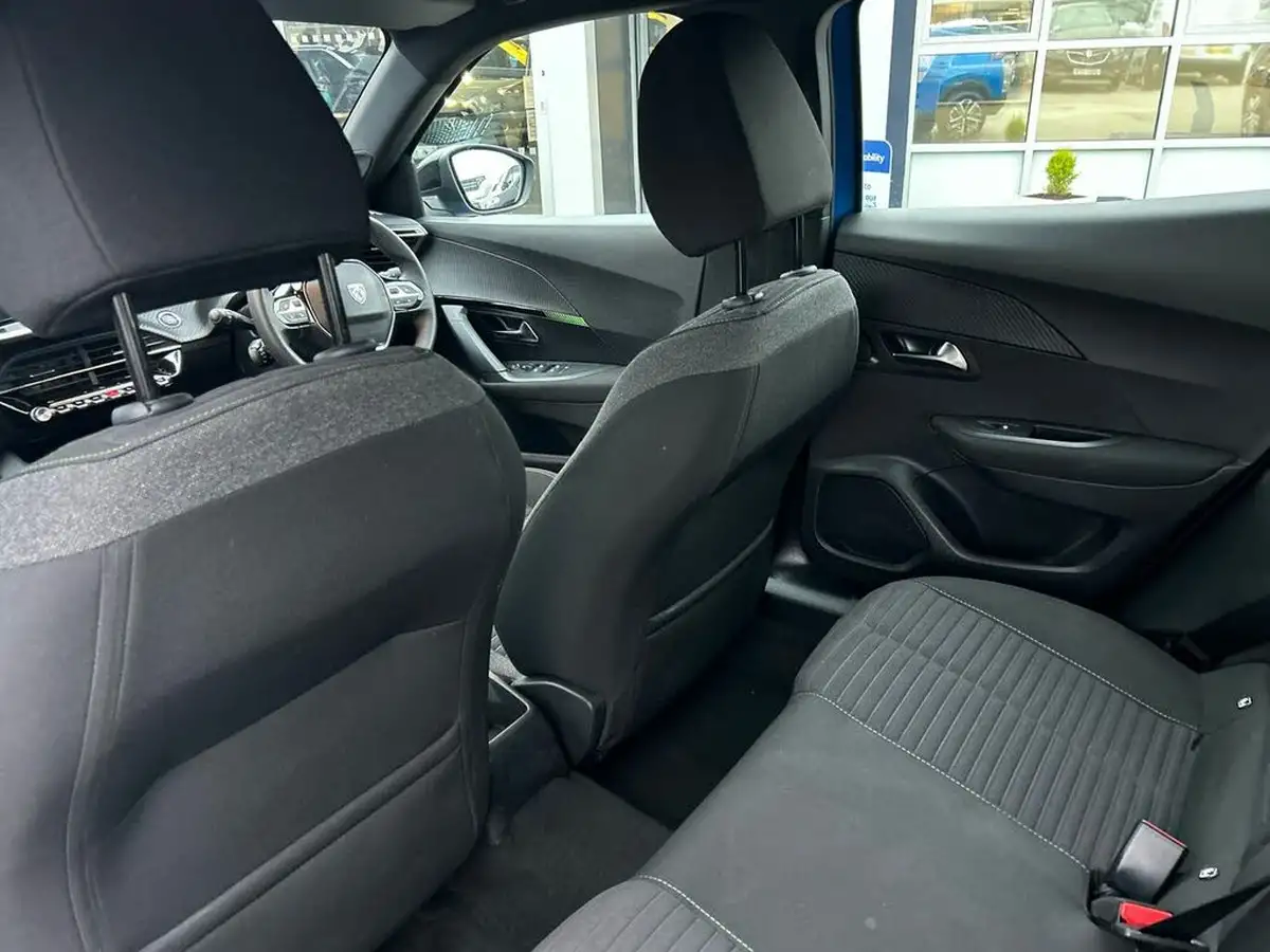 2023-peugeot-2008-suv-12-puretech-active-big-31