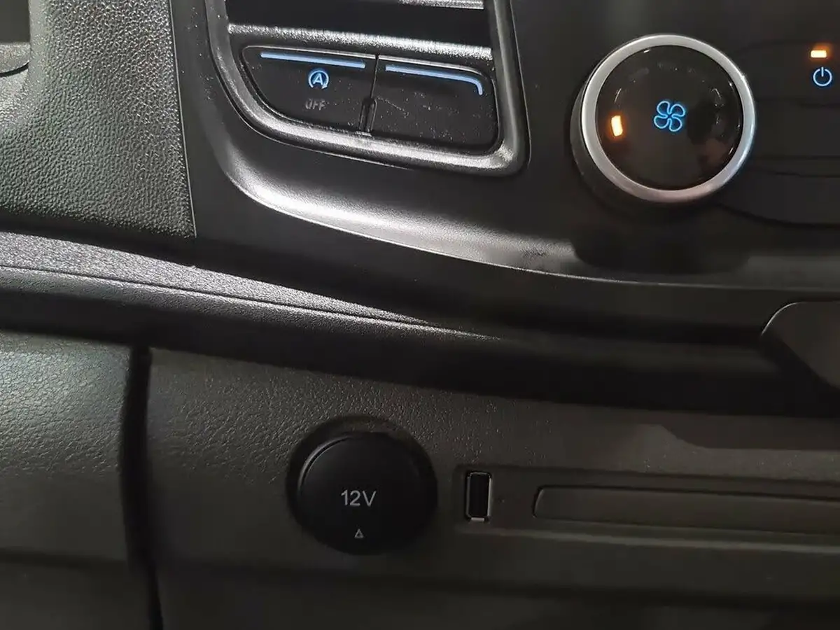 2022-ford-transit-big-34
