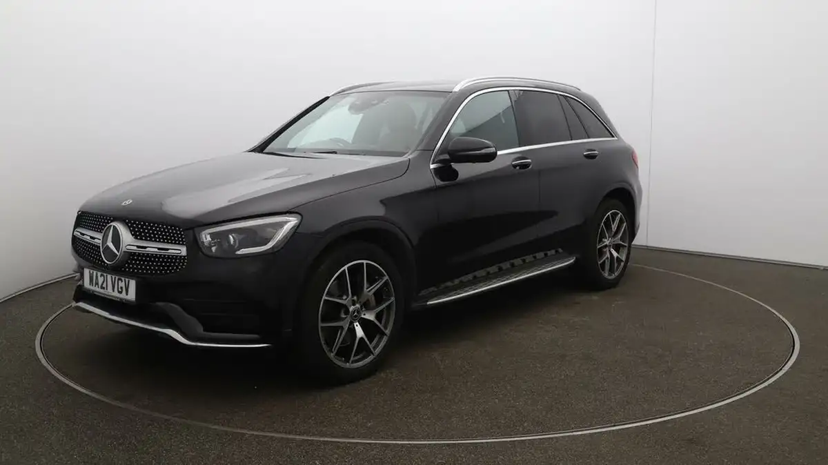 2021-mercedes-benz-glc-class-20d-glc300d-amg-line-premium-plus-245ps-station-wagon-5d-big-3