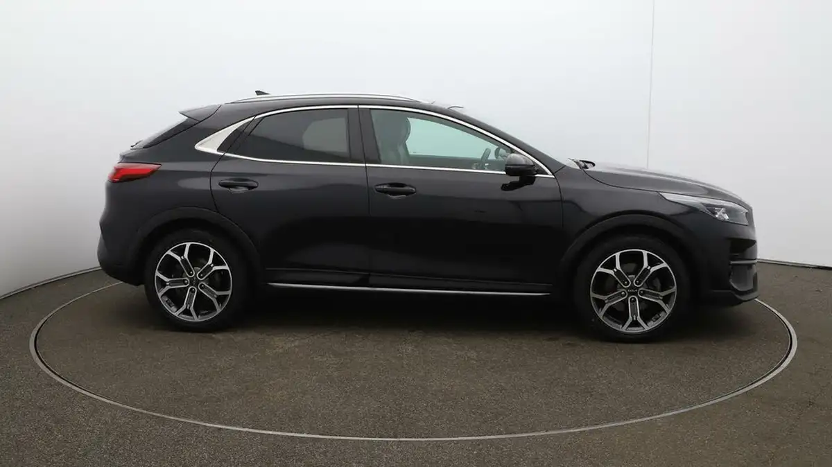 2022-kia-xceed-16-gdi-4-big-48