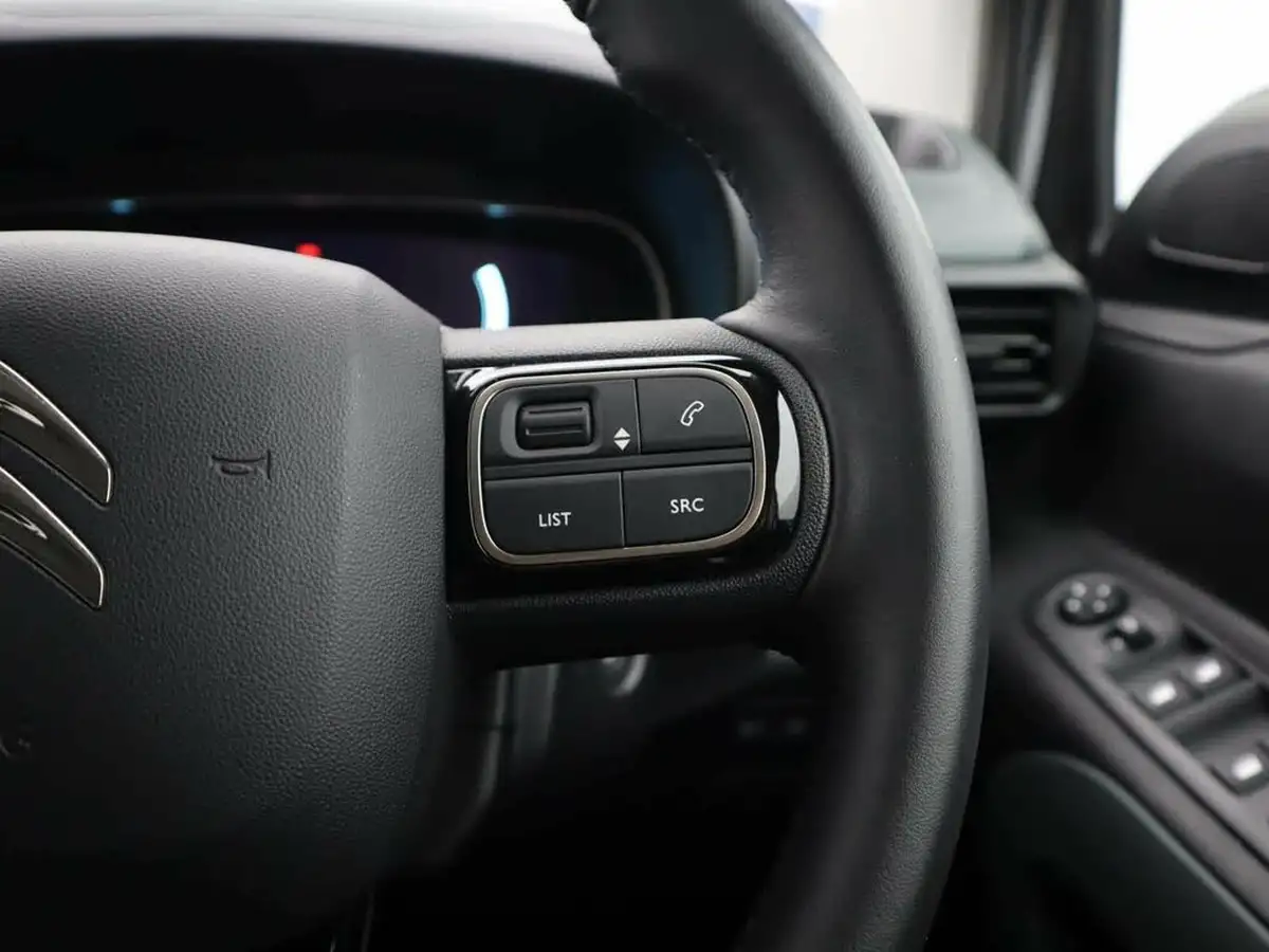 2023-citroen-berlingo-e-flair-xtr-m-size-big-23