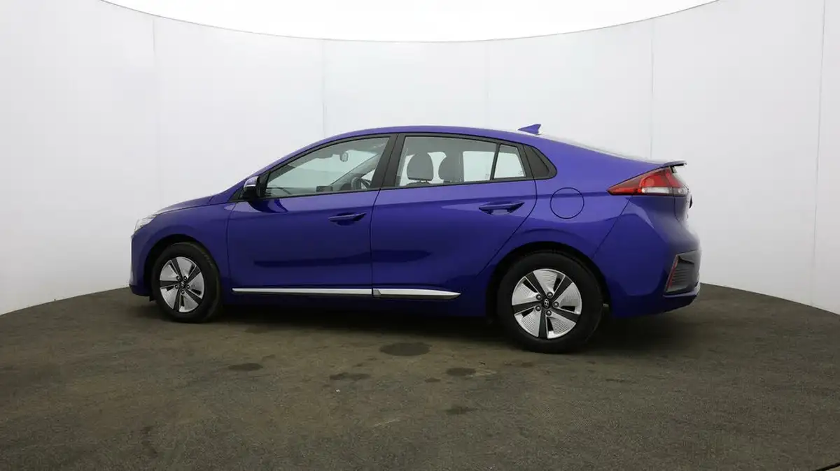 2021-hyundai-ioniq-16-gdi-premium-se-hybrid-big-65