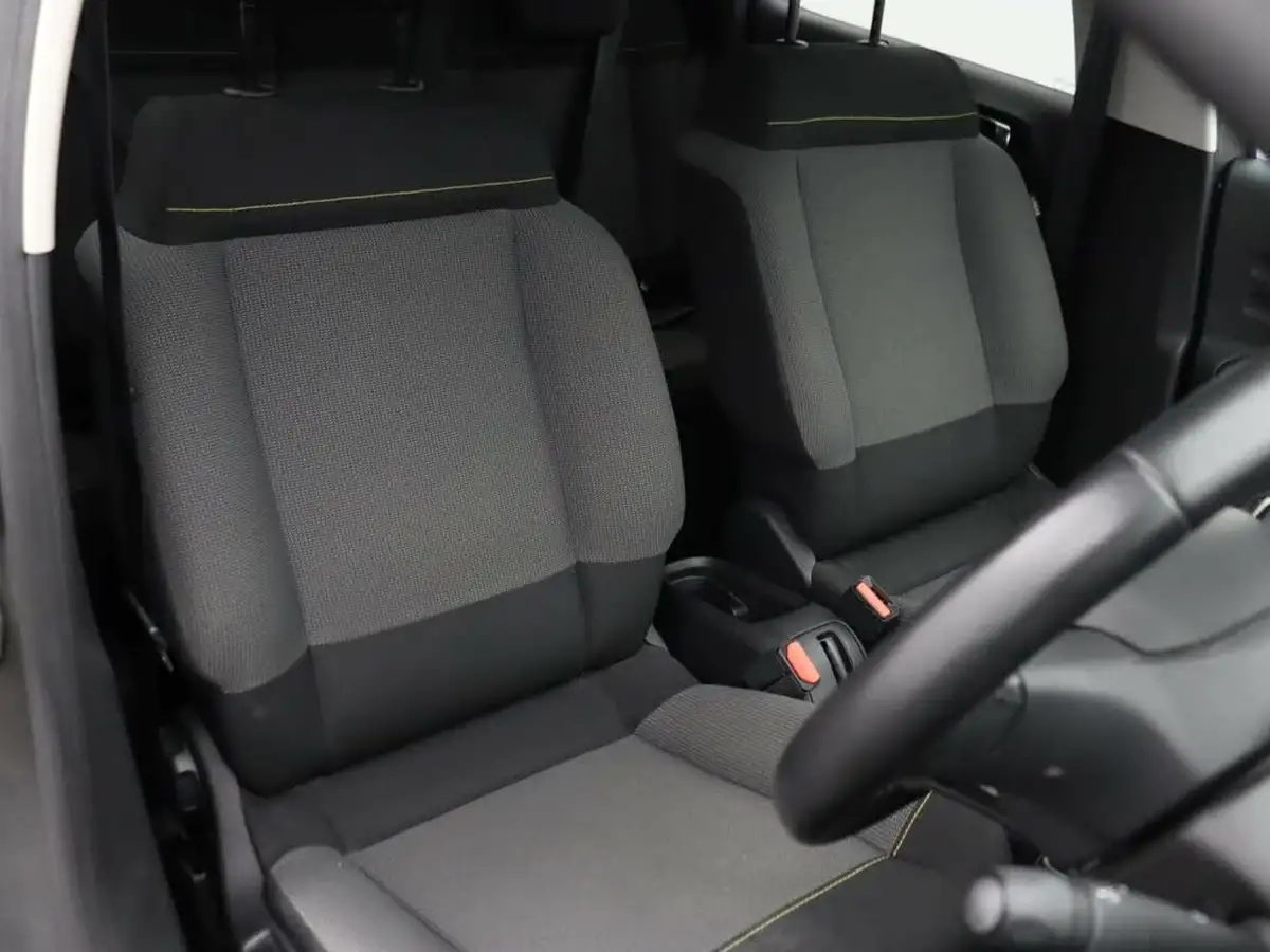 2019-citroen-c3-12-puretech-flair-82ps-ss-big-6