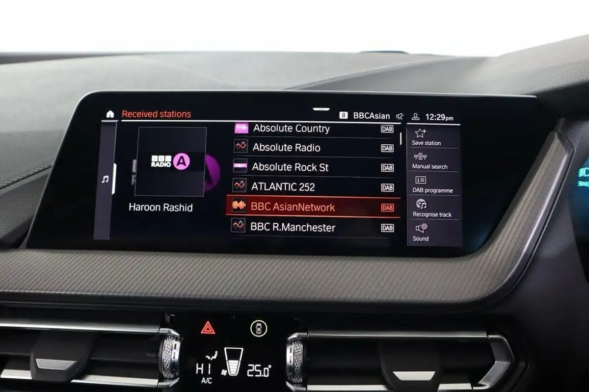 2022-bmw-1-series-15-118i-m-sport-lcp-dct-big-42