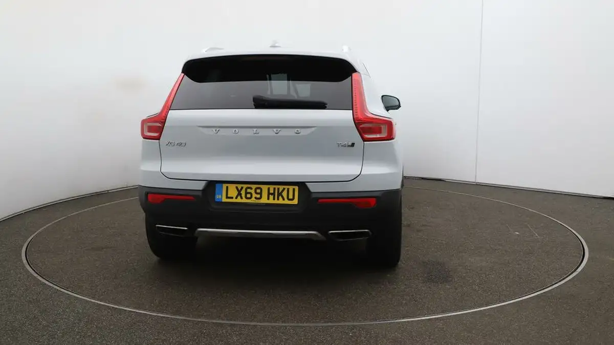 2020-volvo-xc40-20-t4-inscription-awd-big-6