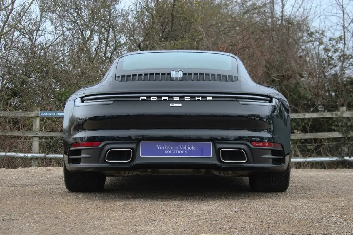 2020-porsche-911-30-carrera-coupe-big-54
