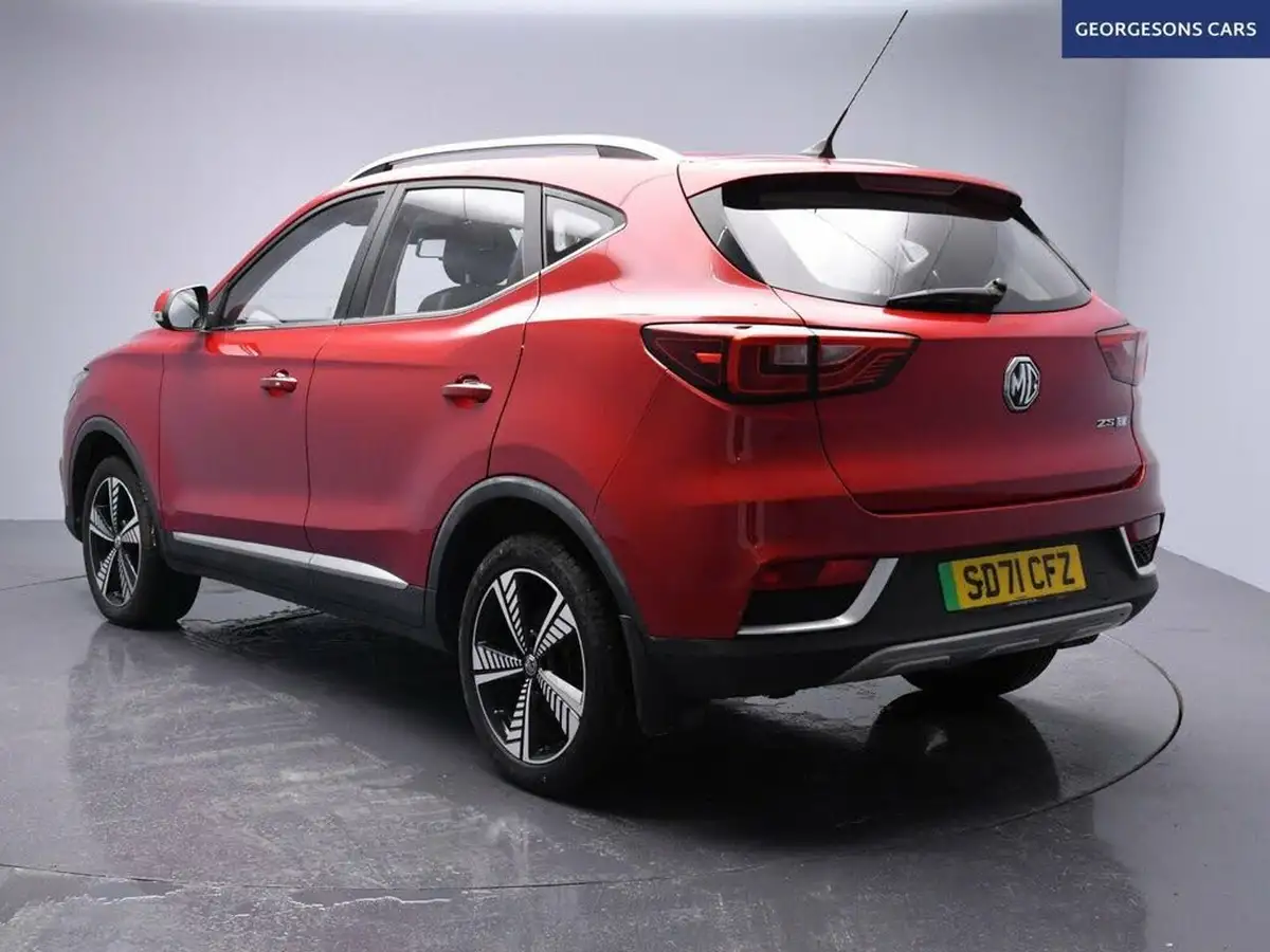 2021-mg-zs-suv-e-exclusive-ev-big-1