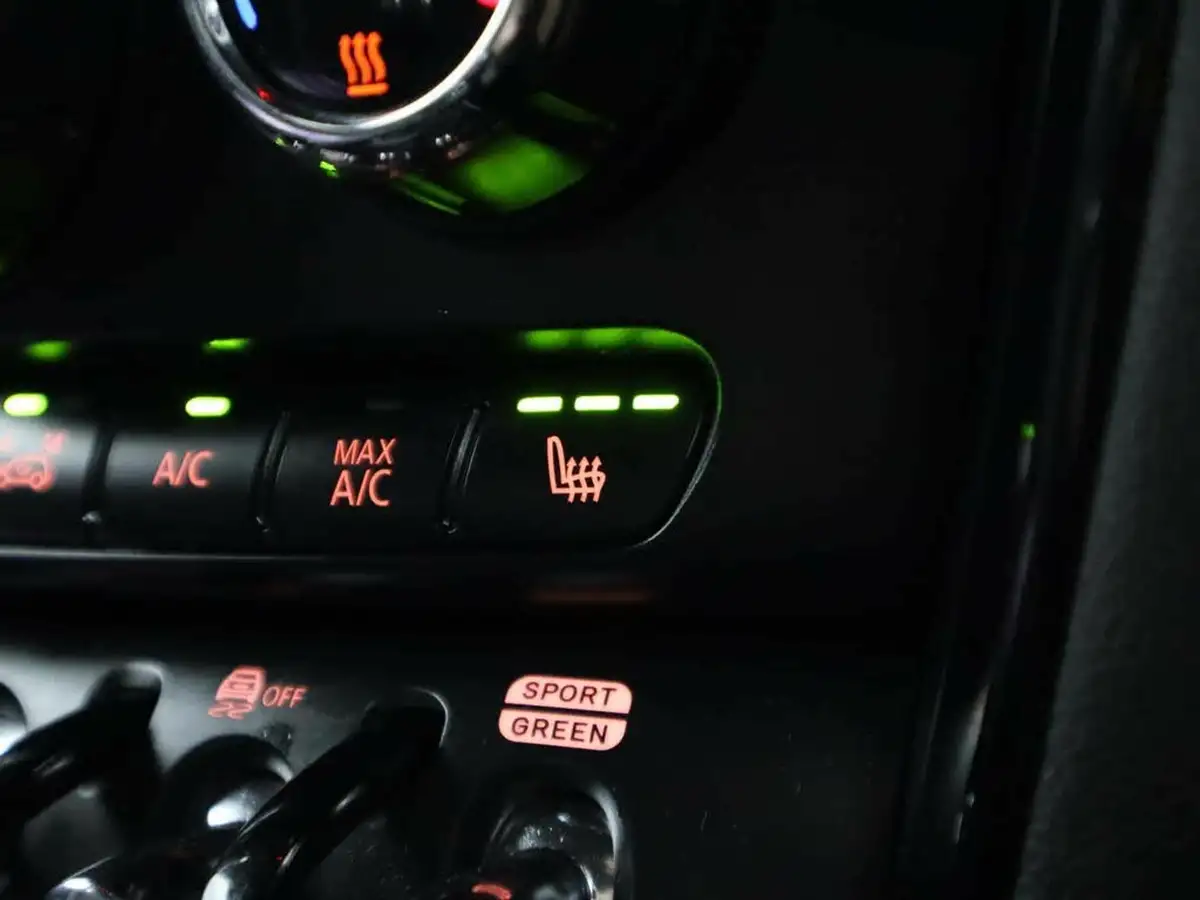 2021-mini-clubman-20-cooper-s-sport-big-20