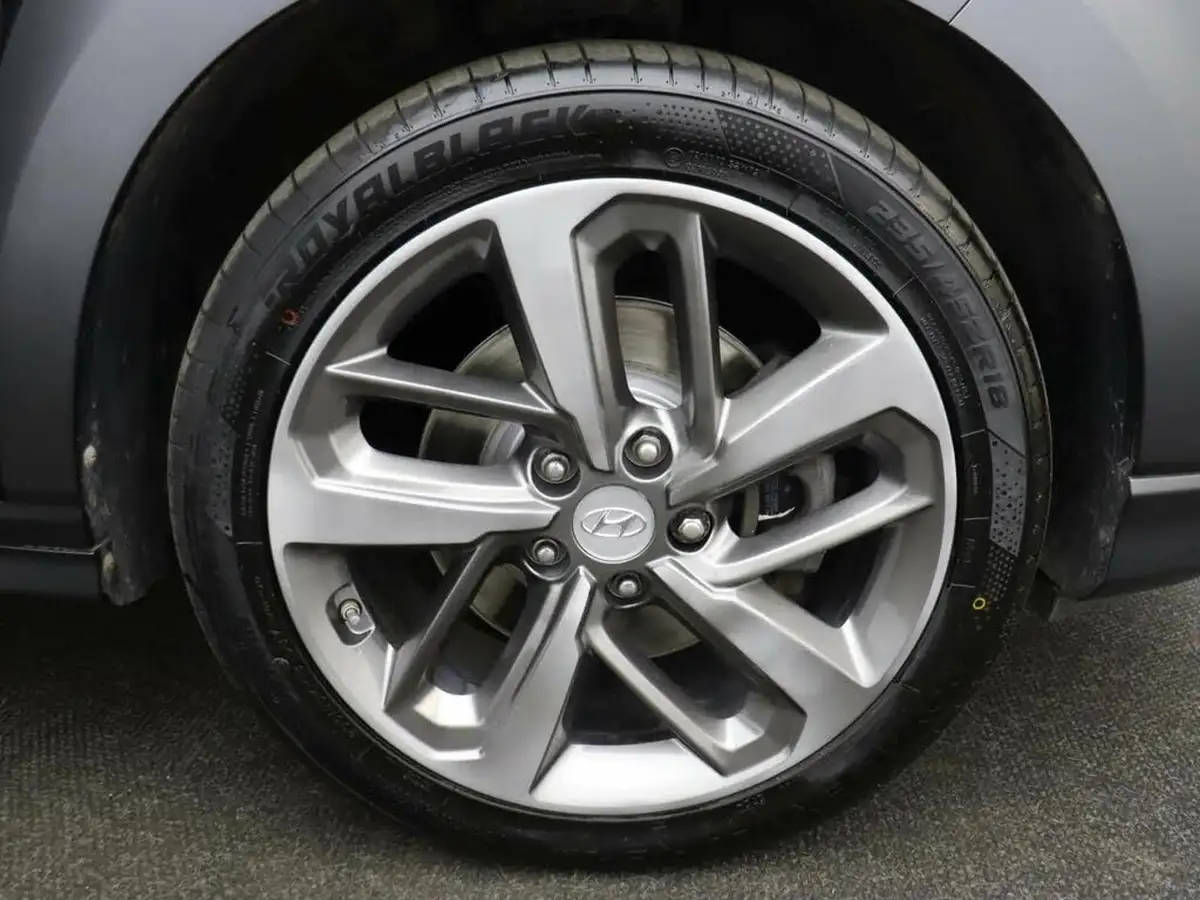 2018-hyundai-kona-16-t-gdi-premium-gt-2-tone-roof-big-8