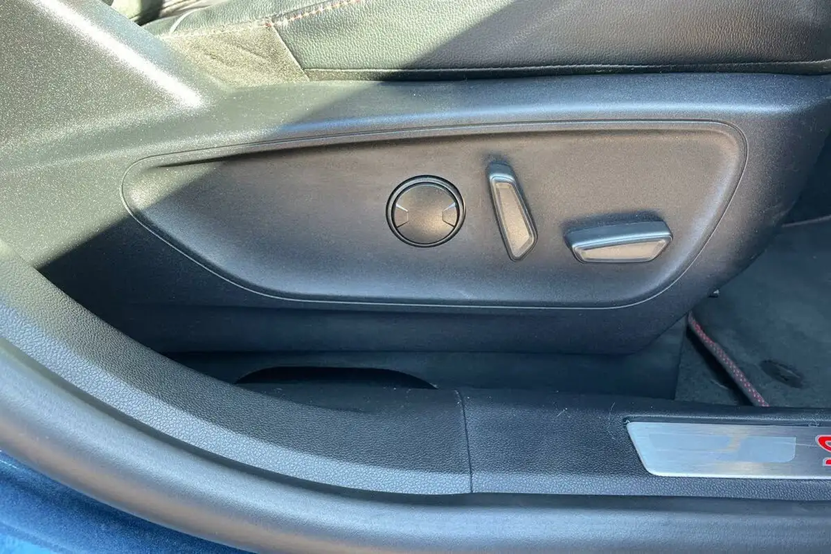 2022-ford-kuga-25t-st-line-edition-190ps-fhev-big-21