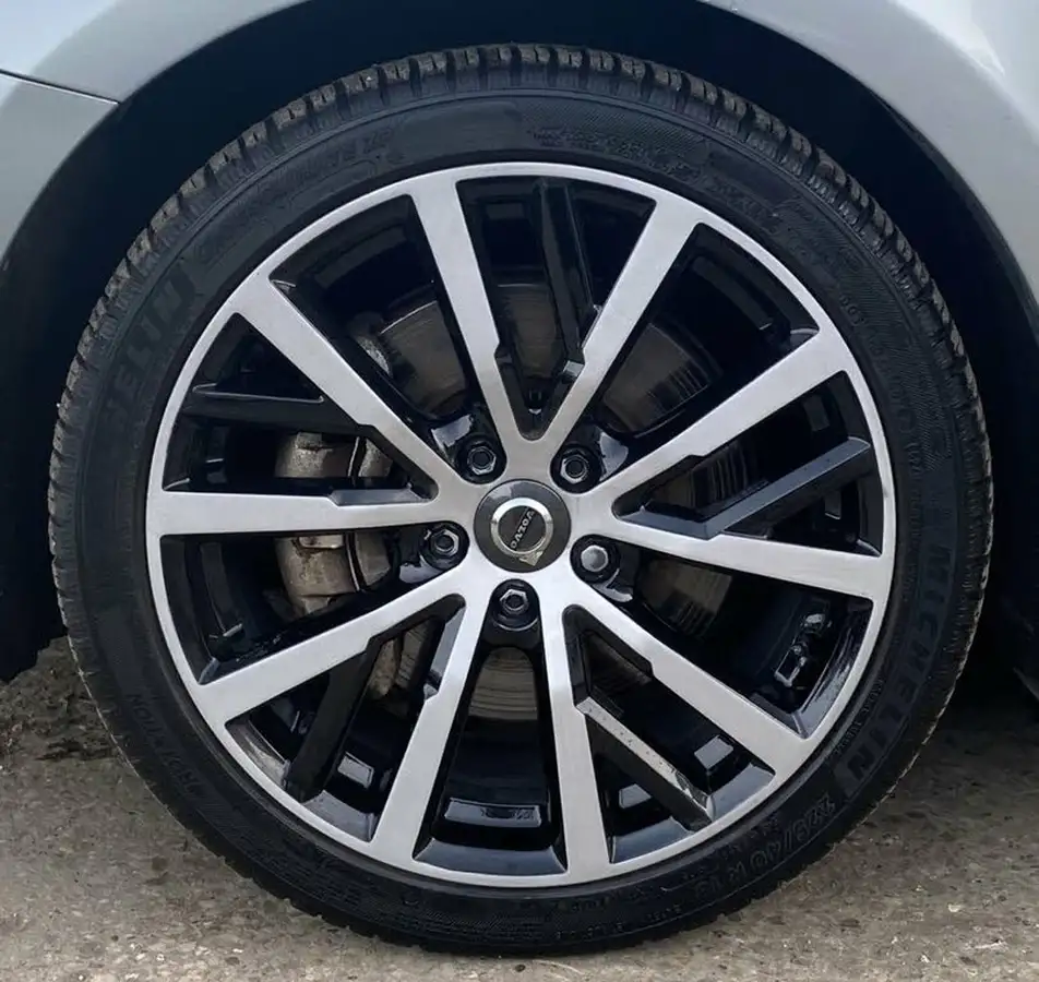 2017-volvo-v40-15-t3-inscription-big-12