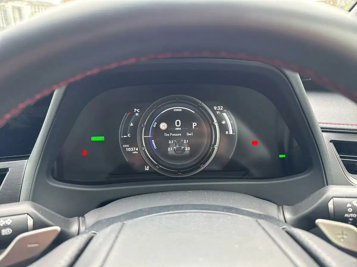2023-lexus-ux-250h-20-f-sport-premium-plus-pack-big-13