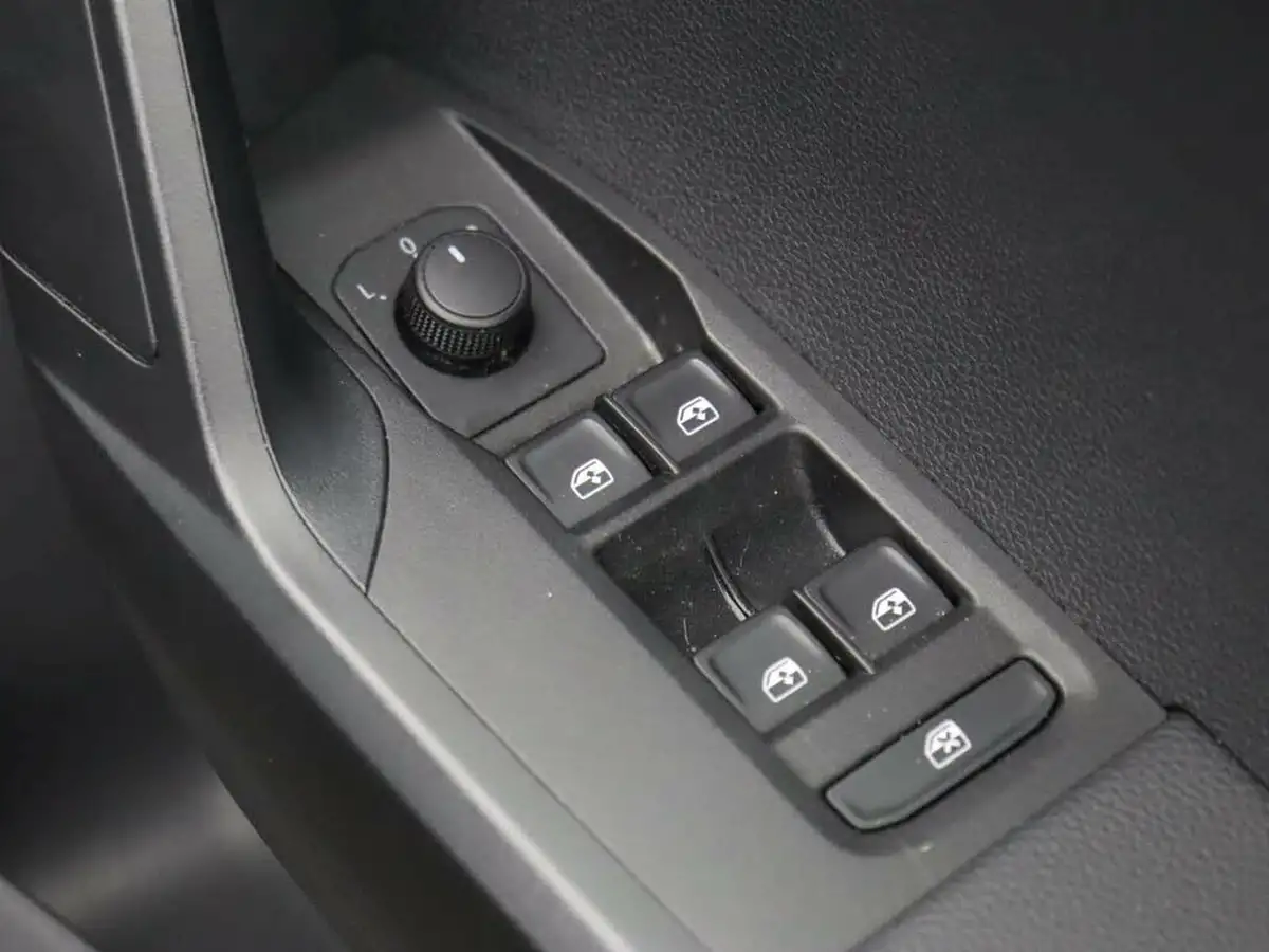2022-seat-arona-10-tsi-evo-se-edition-big-16