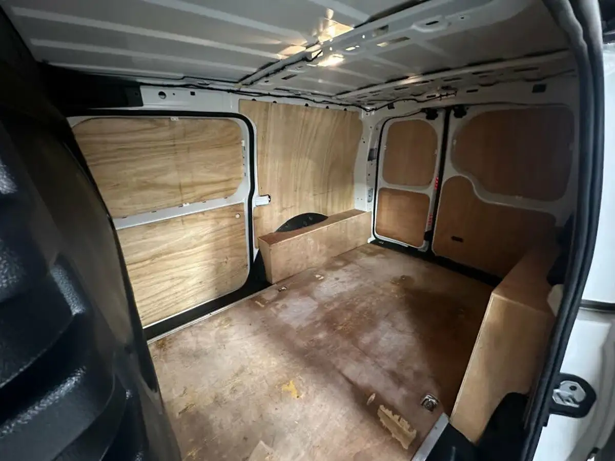 2021-volkswagen-caddy-20tdi-c20-cargo-commerce-102pseu6d-big-25