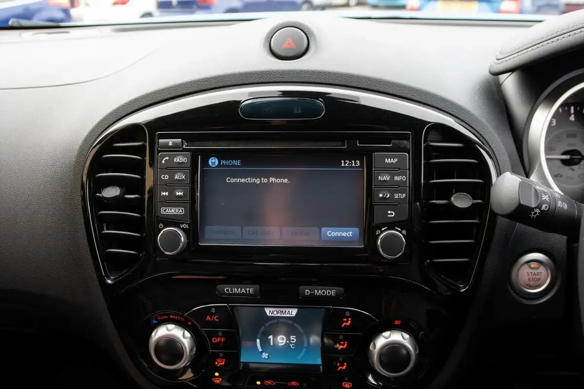 2019-nissan-juke-16-tekna-112ps-xtronic-cvt-big-24