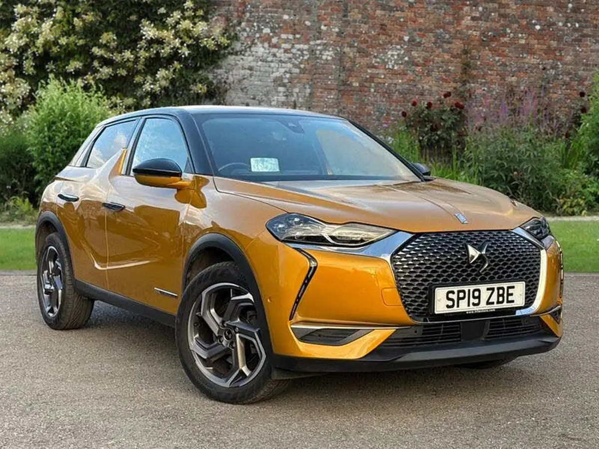 2019-ds-ds-3-crossback-12-puretech-ultra-prestige-130ps-big-0