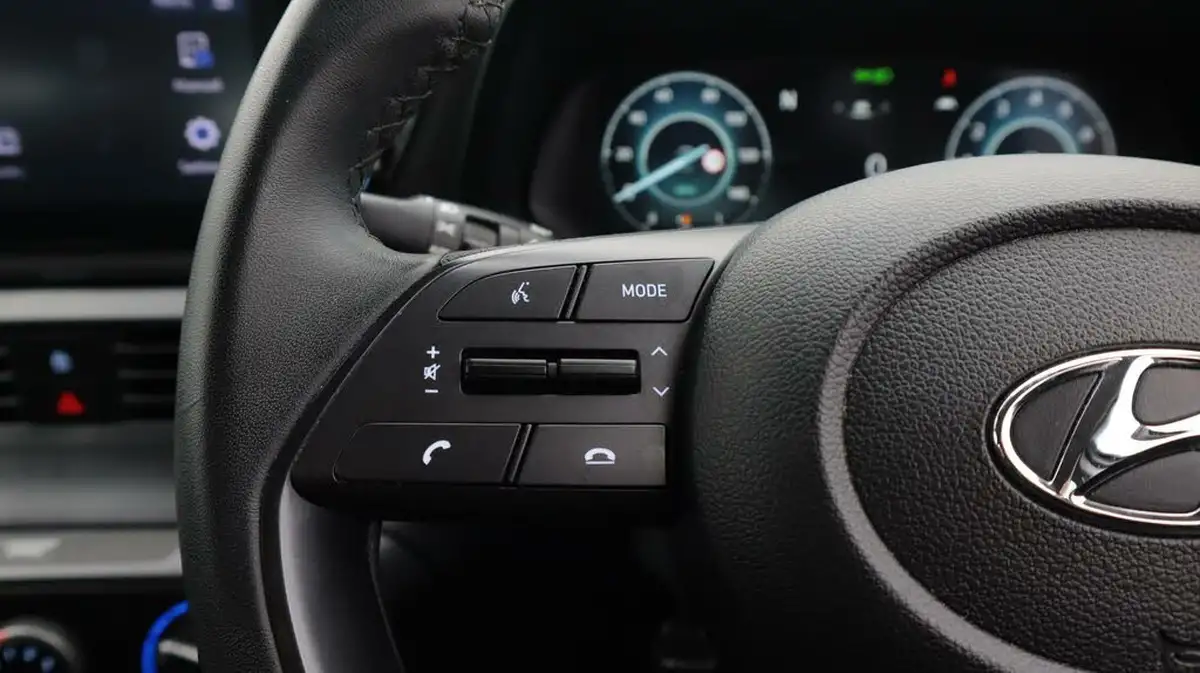 2022-hyundai-bayon-10-t-gdi-se-connect-big-24