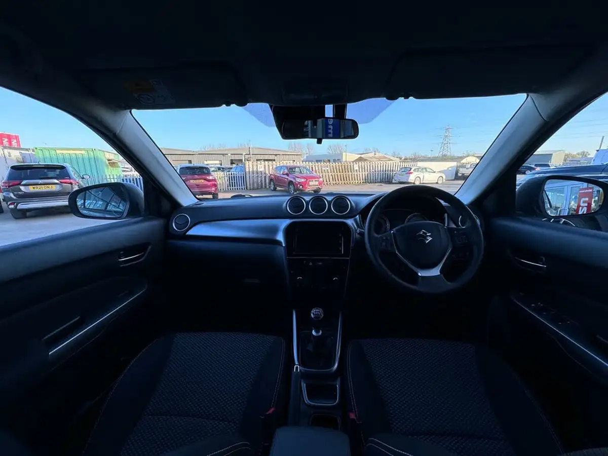 2022-suzuki-vitara-14-boosterjet-sz-t-big-9
