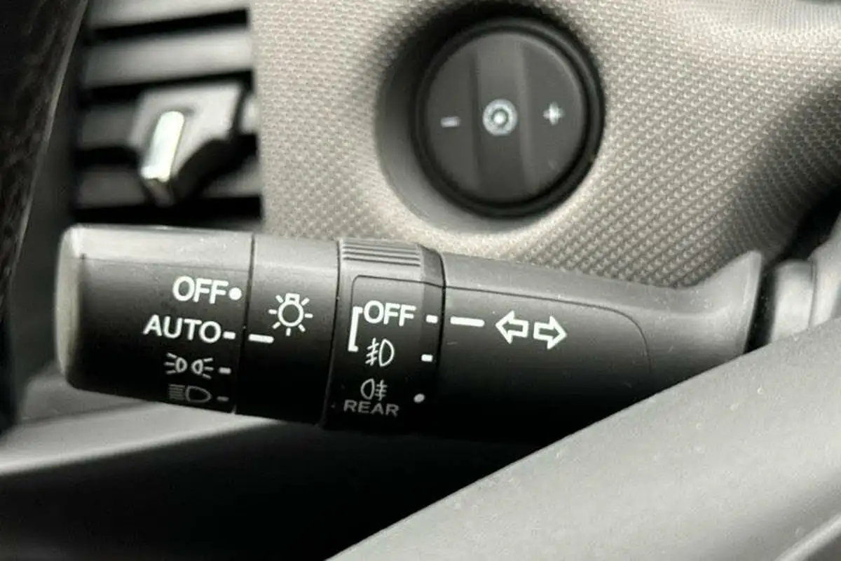 2021-honda-jazz-15-i-mmd-crosstar-ex-107ps-big-13