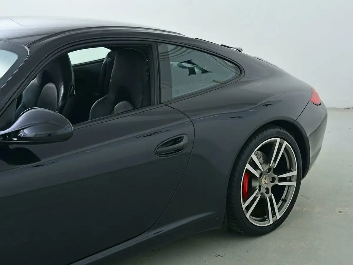 2011-porsche-911-38-carrera-s-rwd-coupe-pdk-big-16