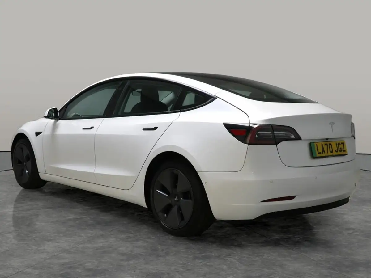 2021-tesla-model-3-e-standard-plus-big-10
