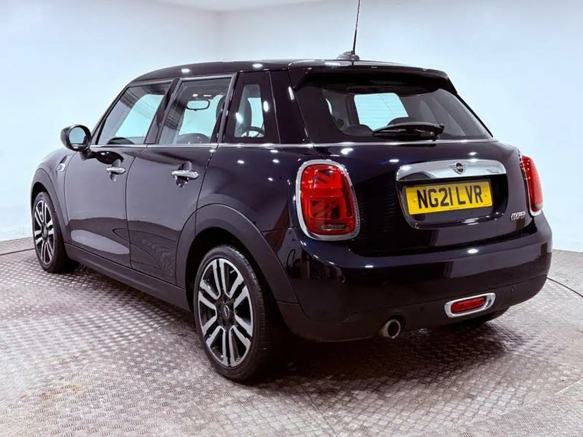 2021-mini-cooper-15-cooper-exclusive-series-ii-hatchback-5d-auto-big-4