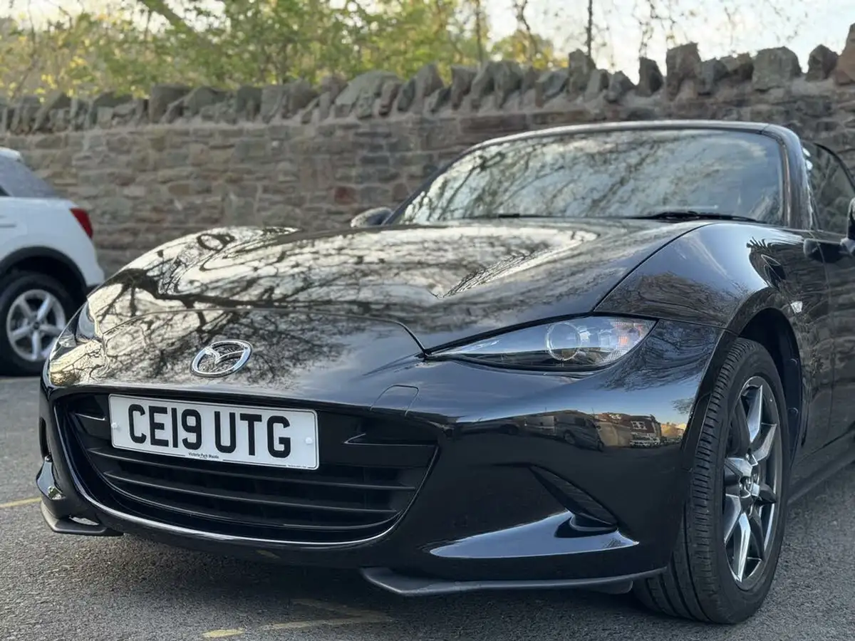 2019-mazda-mx-5-15-sport-nav-nappa-leather-rf-big-5