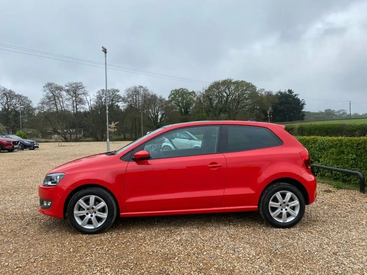 2014-volkswagen-polo-14-match-edition-3d-dsg-big-4