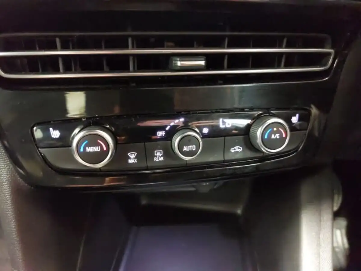 2024-vauxhall-mokka-12-ultimate-136ps-big-16