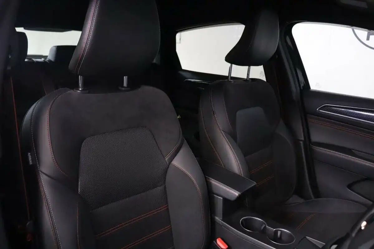 2022-renault-arkana-16-rs-line-big-19