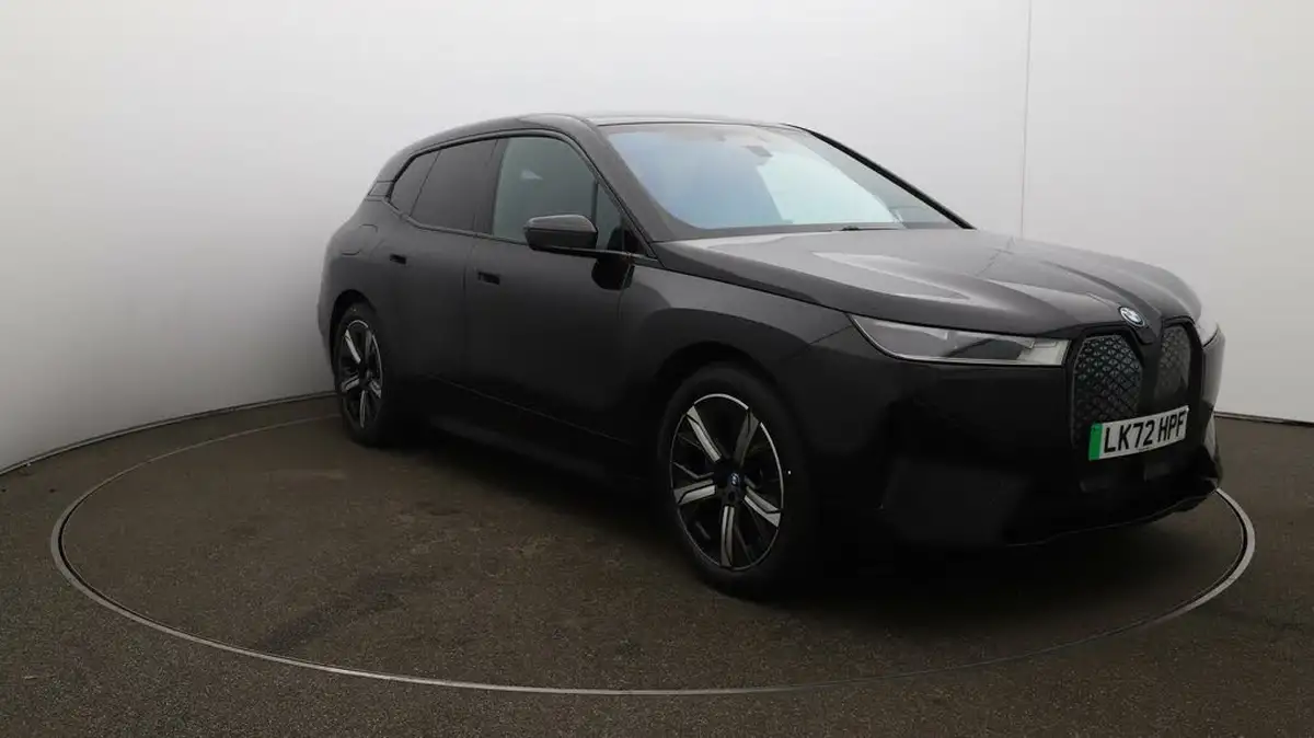 2022-bmw-ix-e-xdrive-40-m-sport-big-41