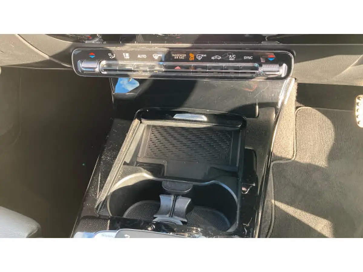 2019-mercedes-benz-cla-13-cla-200-amg-line-premium-coupe-4d-7g-dct-big-40