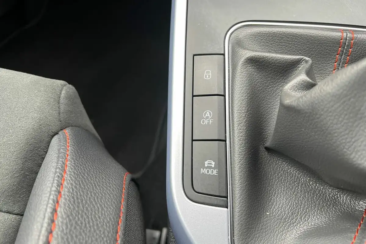 2021-seat-arona-10-tsi-fr-sport-110ps-big-11
