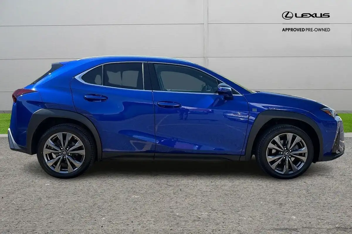 2022-lexus-ux-250h-20-f-sport-design-big-1