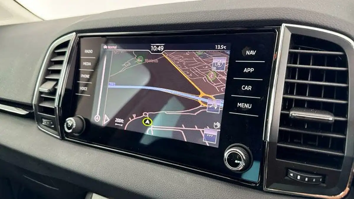 2022-skoda-karoq-10-tsi-se-l-big-14