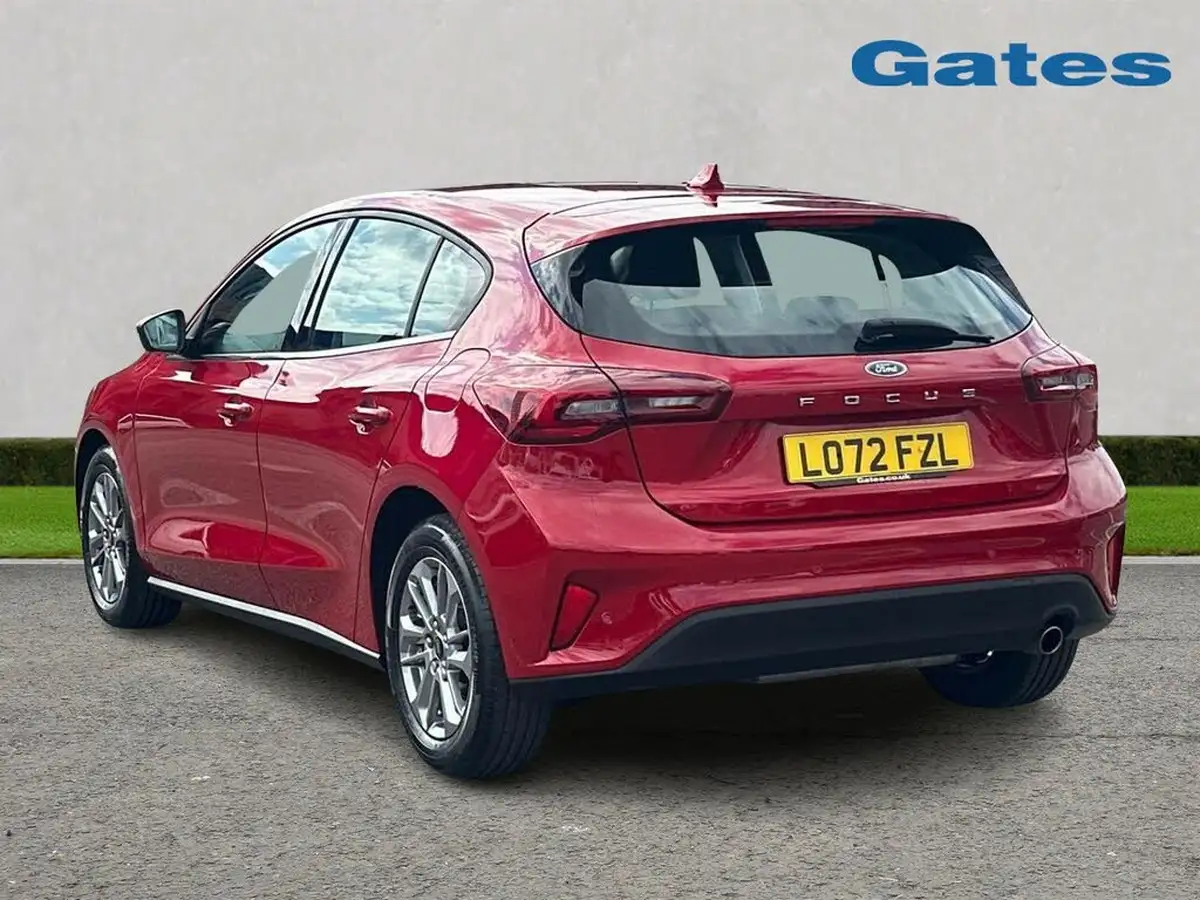 2022-ford-focus-10t-titanium-125ps-hatchback-big-4