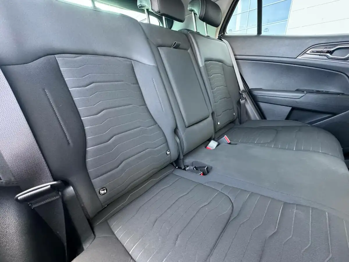 2023-kia-sportage-16-t-gdi-3-226bhp-hev-auto-big-11