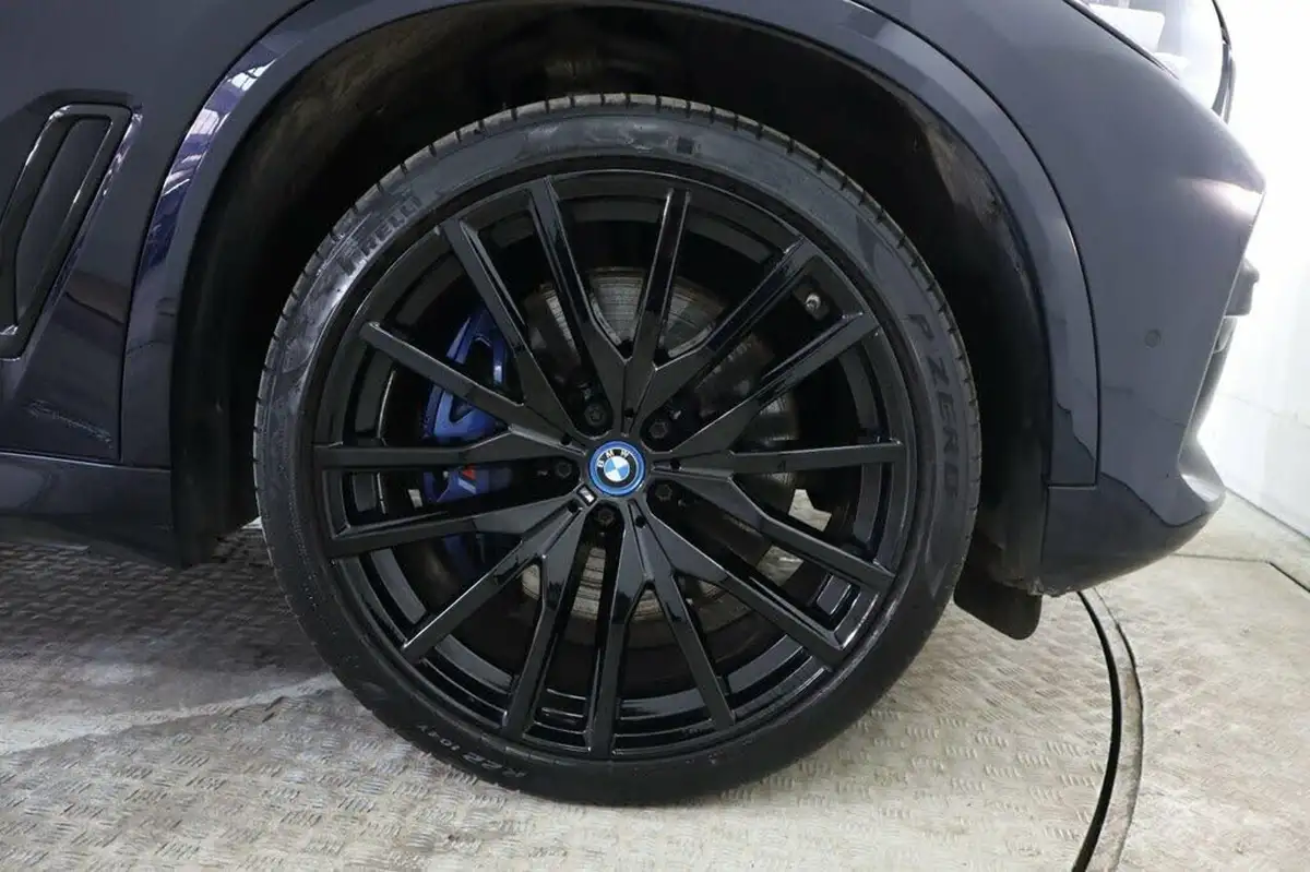 2022-bmw-x5-30-xdrive-45e-m-sport-394bhp-big-28