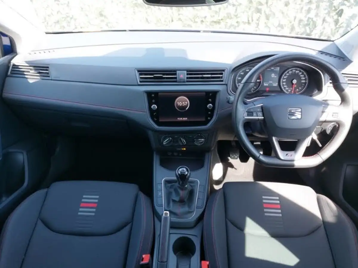 2019-seat-ibiza-10-mpi-fr-big-2