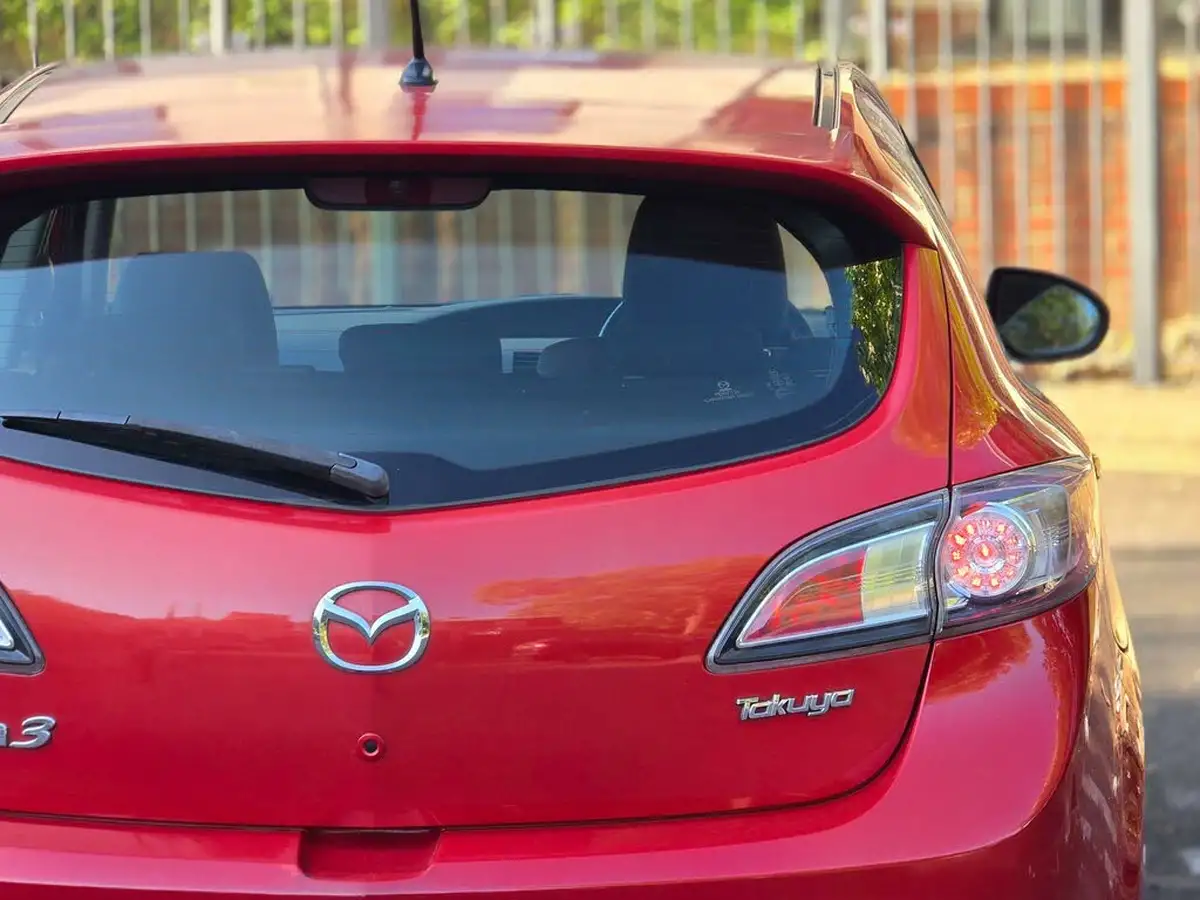 2011-mazda-mazda3-16-takuya-103bhp-big-21