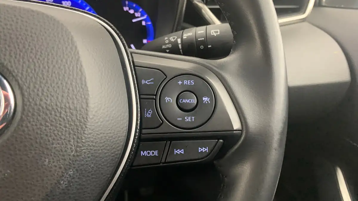 2020-toyota-corolla-20-vvt-i-design-spare-wheel-hatchback-big-17