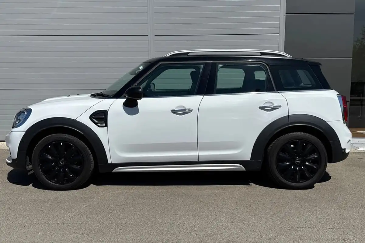 2019-mini-countryman-15-cooper-classic-big-52