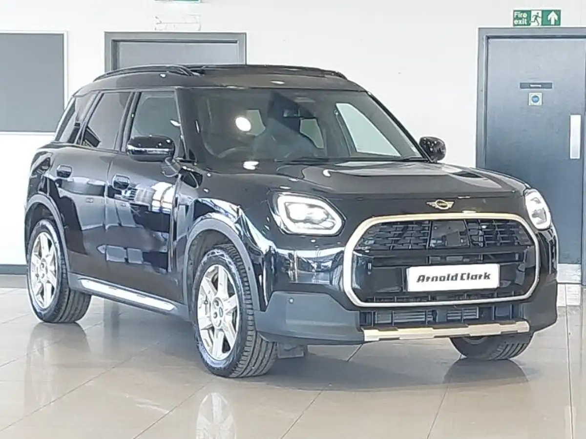 2024-mini-countryman-15-cooper-c-exclusive-big-0
