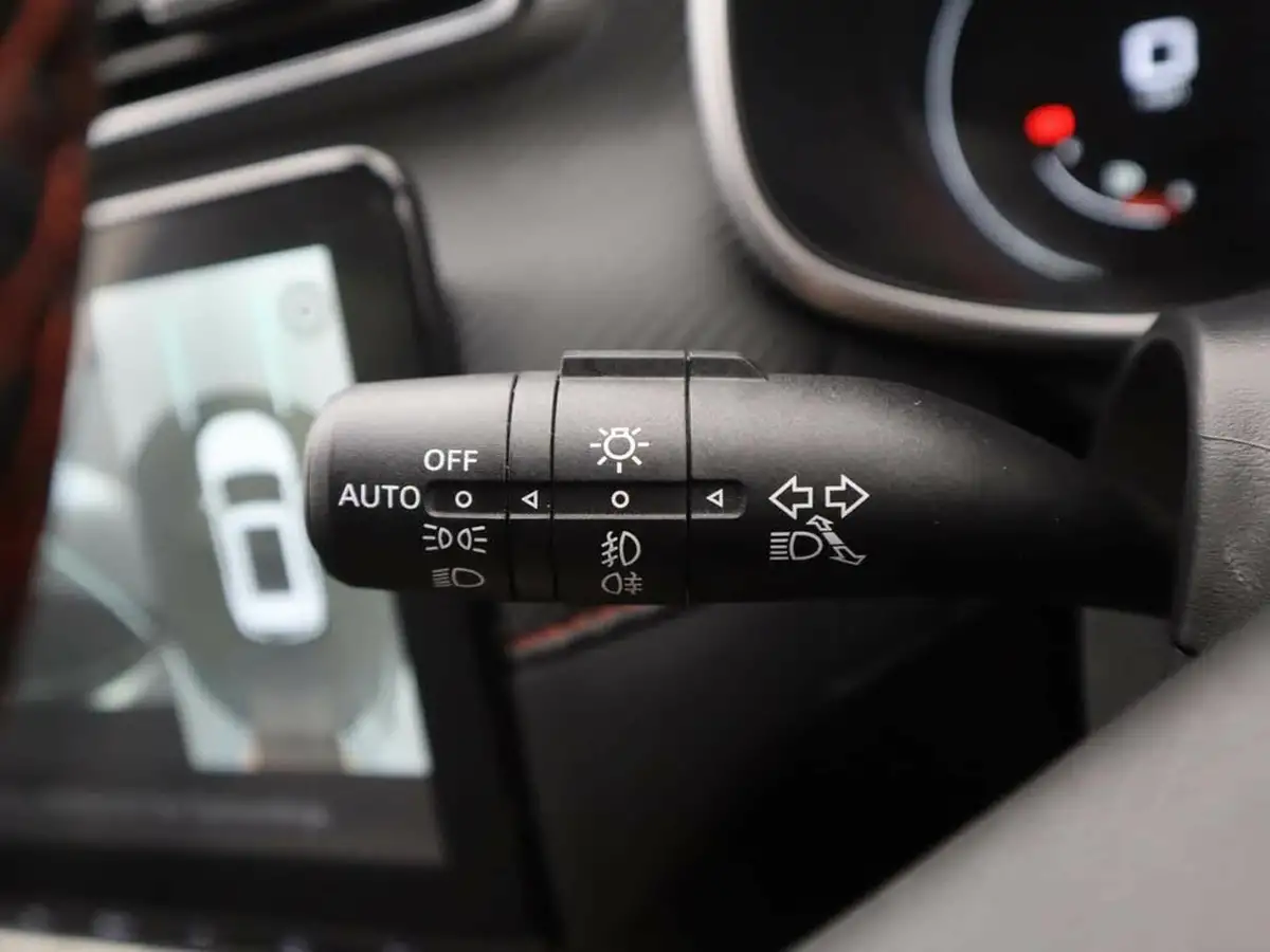 2024-mg-zs-suv-15-vti-tech-exclusive-big-32