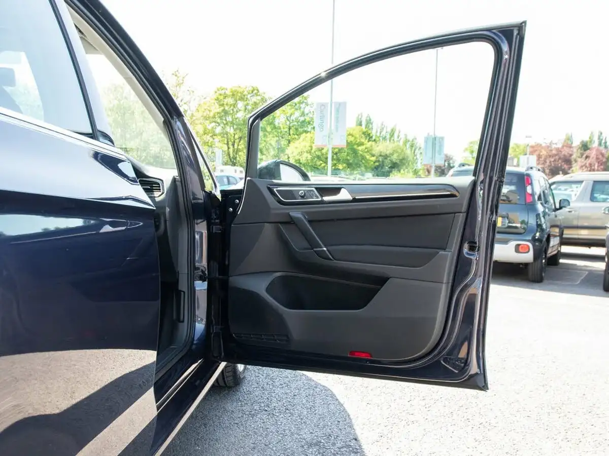 2014-volkswagen-golf-sv-20tdi-gt-big-13