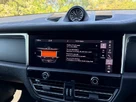 2022-porsche-macan-20-small-21