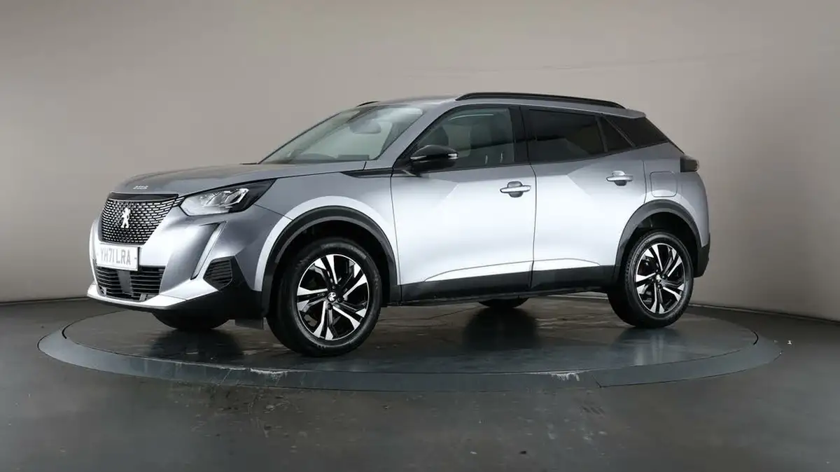 2022-peugeot-2008-suv-12-puretech-allure-premium-100bhp-big-39