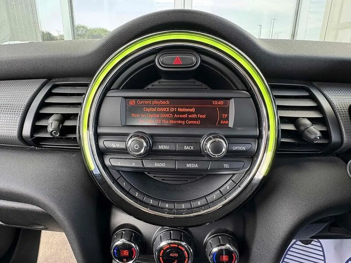 2014-mini-cooper-15td-cooper-d-5d-big-35