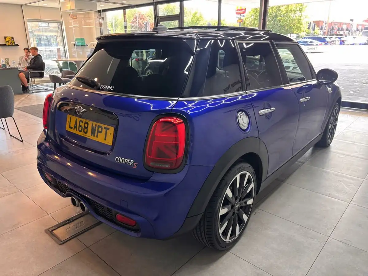 2019-mini-cooper-20-cooper-s-classic-192bhp-ss-hatchback-5d-auto-big-5